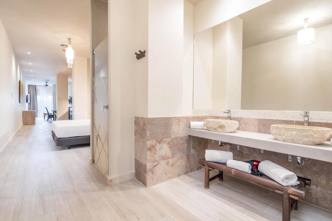 Tarifa Suites By Qhotels