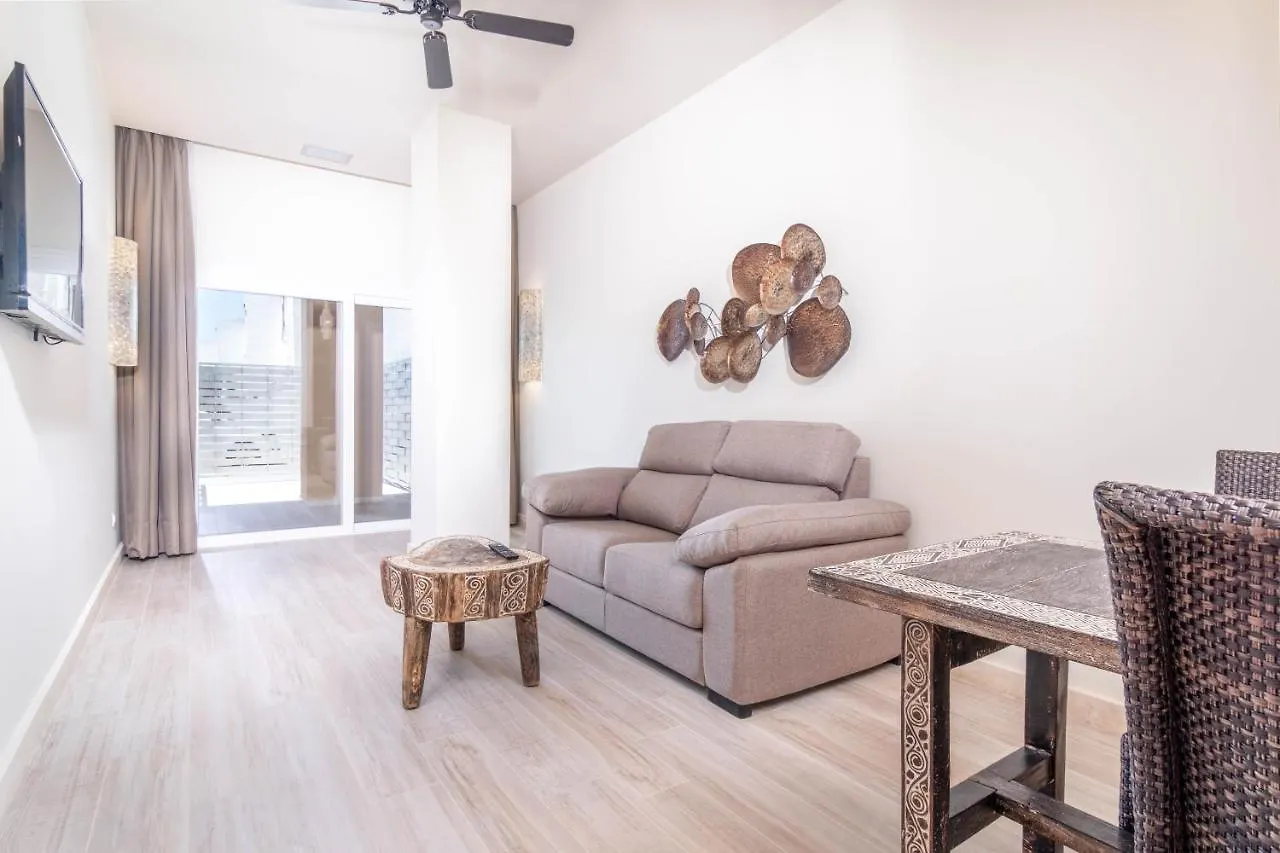 Tarifa Suites By Qhotels