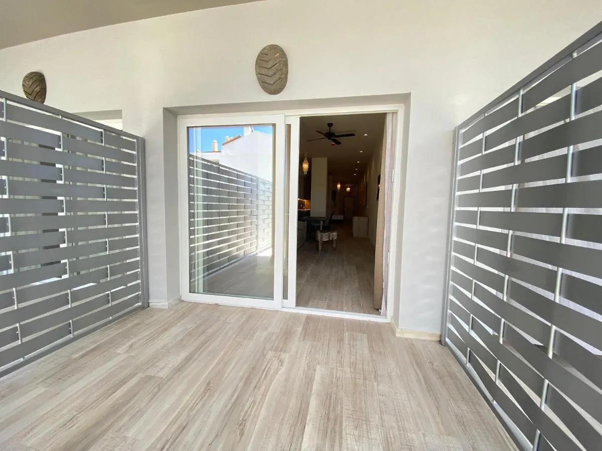 Tarifa Suites By Qhotels 0*,